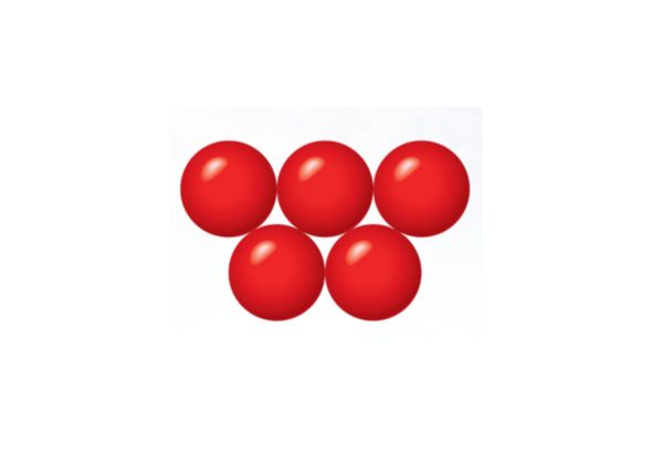 五顆紅色球體排列成倒三角形狀，上方三顆，下方兩顆，每顆球體表面有光澤反光效果。